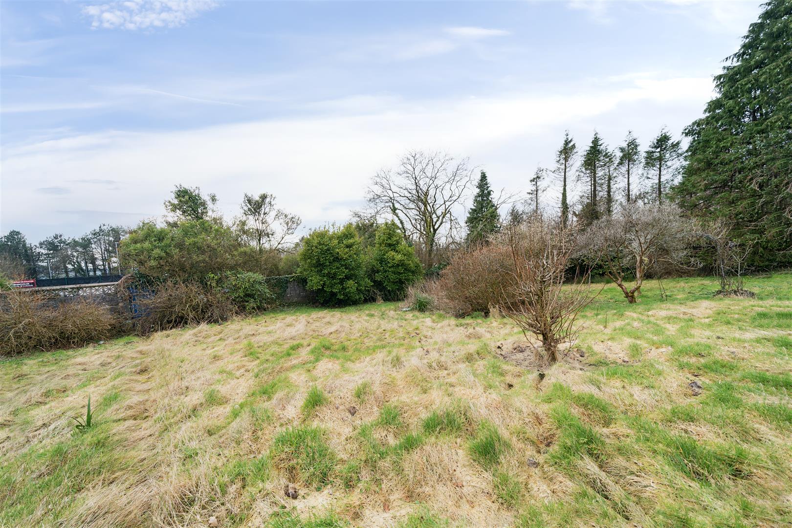 Heol Las, Cross Hands, Llanelli, SA14 6RG